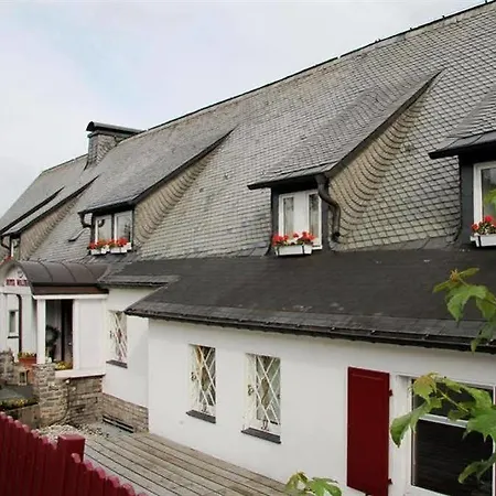 Big Mountain Das Waldhaus Hotel 3*